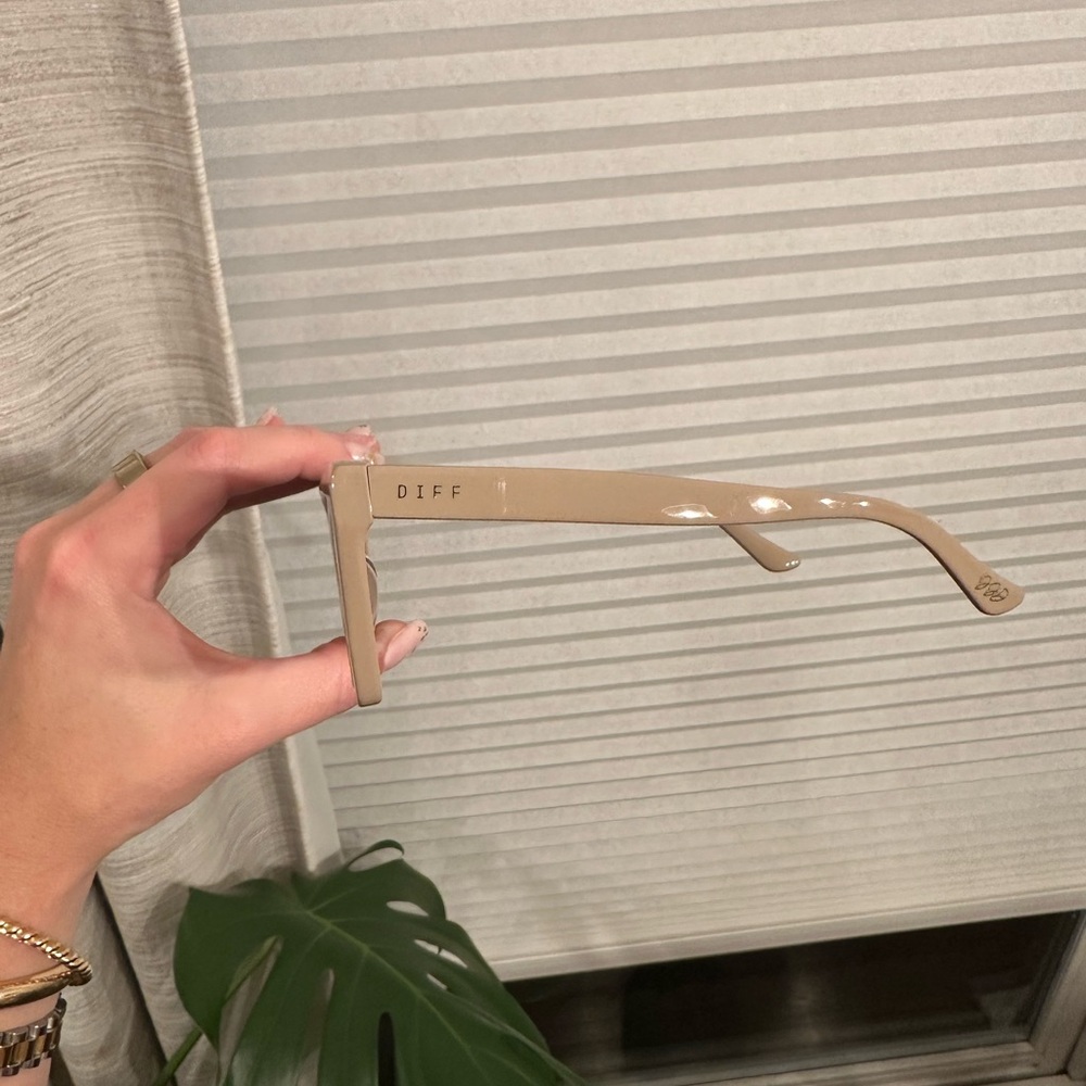 Diff Brown Sunglasses - image 3